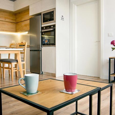 Urban Serenity City Skyline View Apartment 1 Tiran Dış mekan fotoğraf