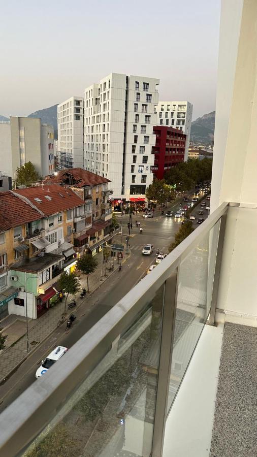 Urban Serenity City Skyline View Apartment 1 Tiran Dış mekan fotoğraf